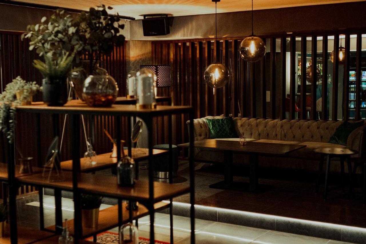 Hotel Ali Baba Humenné Eksteriør bilde