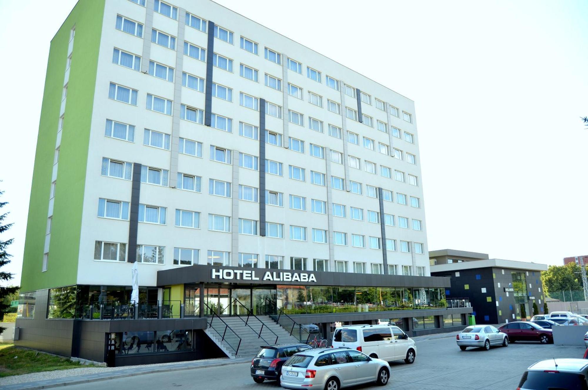 Hotel Ali Baba Humenné Eksteriør bilde